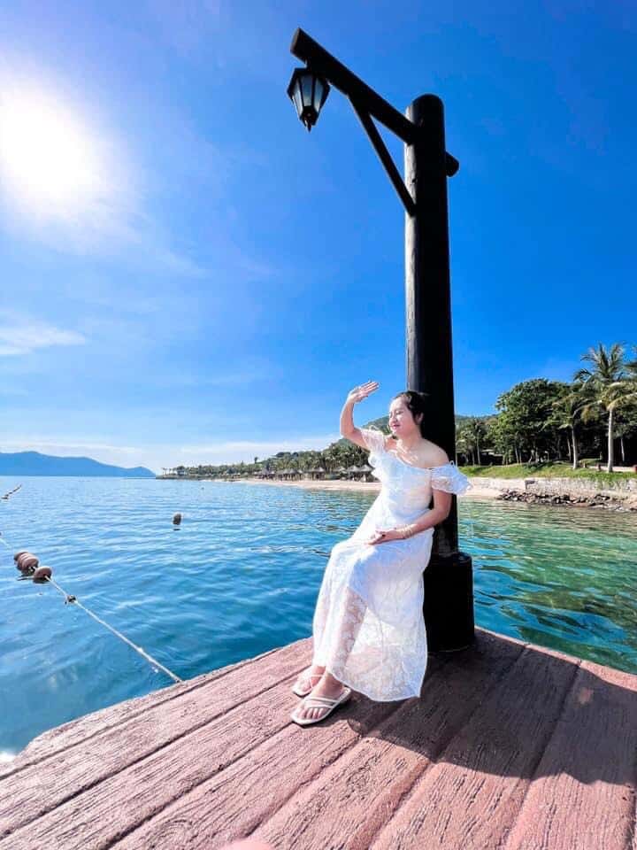 Check-in tại Cầu Gỗ Hòn Tằm