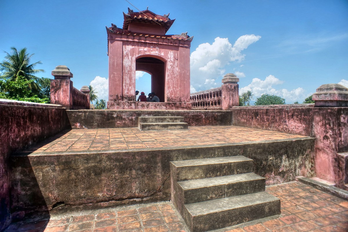 Thành cổ Diên Khánh 12