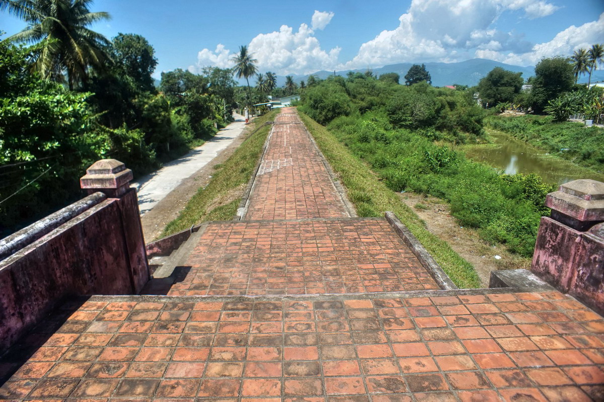 Thành cổ Diên Khánh 13